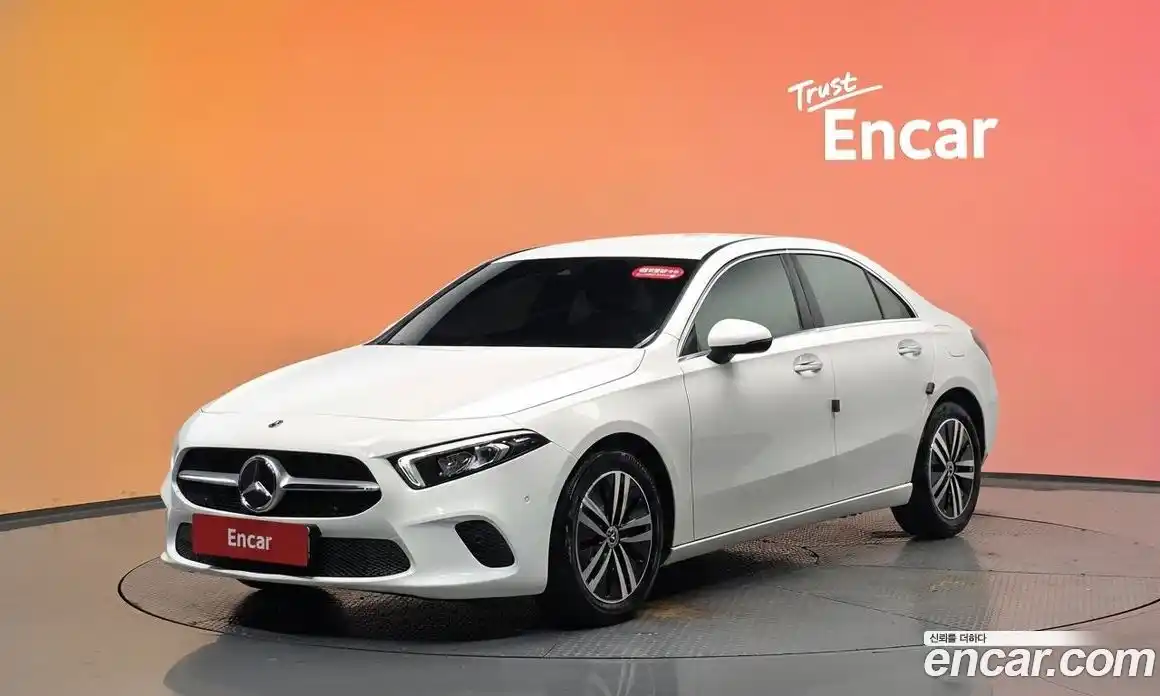 Mercedes-Benz A-Class 2022 2.0 гидро, фото 30 Mercedes-Benz A-Class 2022 2.0 гидро, фото 30