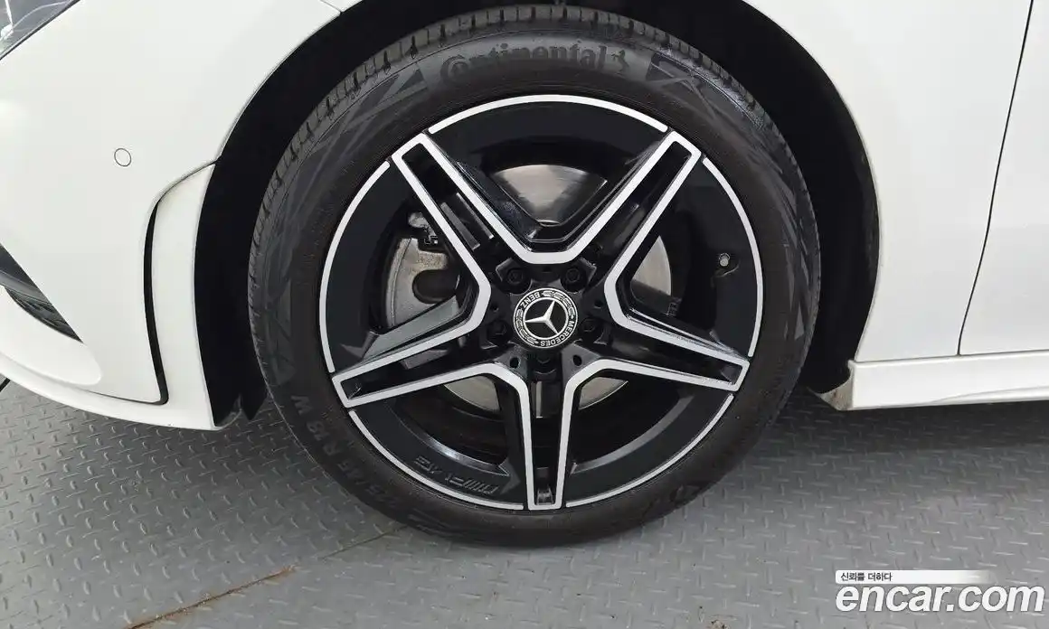 Mercedes-Benz CLA-Class 2022 2.0 гидро, фото 5 Mercedes-Benz CLA-Class 2022 2.0 гидро, фото 5