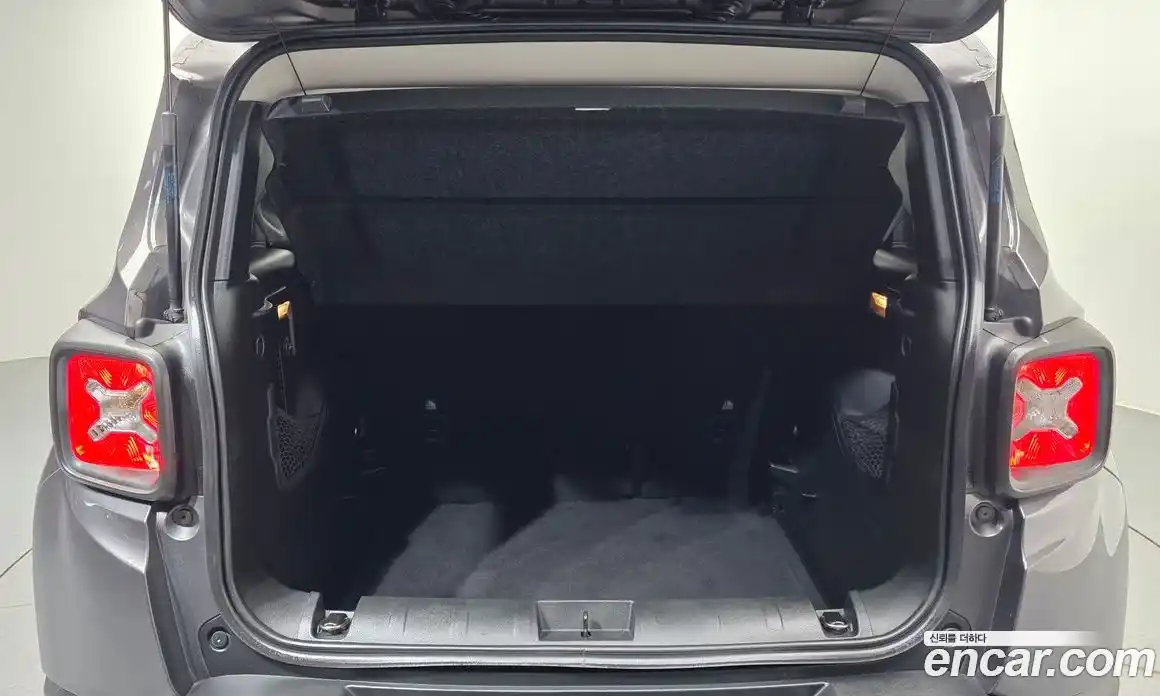 Jeep Renegade 2016 2.4 автомат (гидро), фото 20