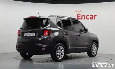 Jeep Renegade 2016 2.4 автомат (гидро), миниатюра 2