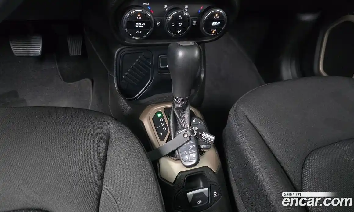 Jeep Renegade 2016 2.4 автомат (гидро), фото 9