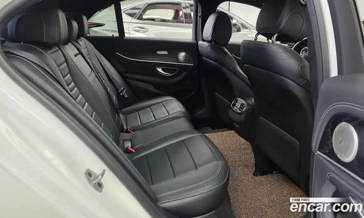 Mercedes-Benz E-Class 2020 1.9 автомат (гидро), фото 17