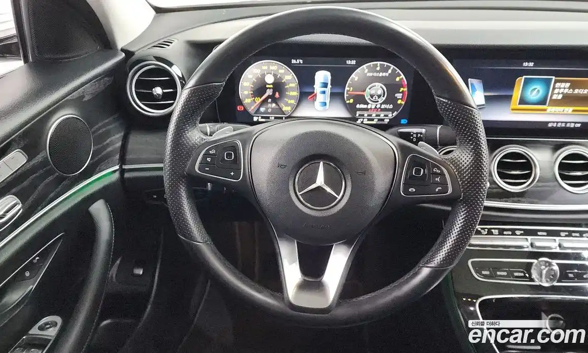 Mercedes-Benz E-Class 2016 2.0 автомат (гидро), фото 13