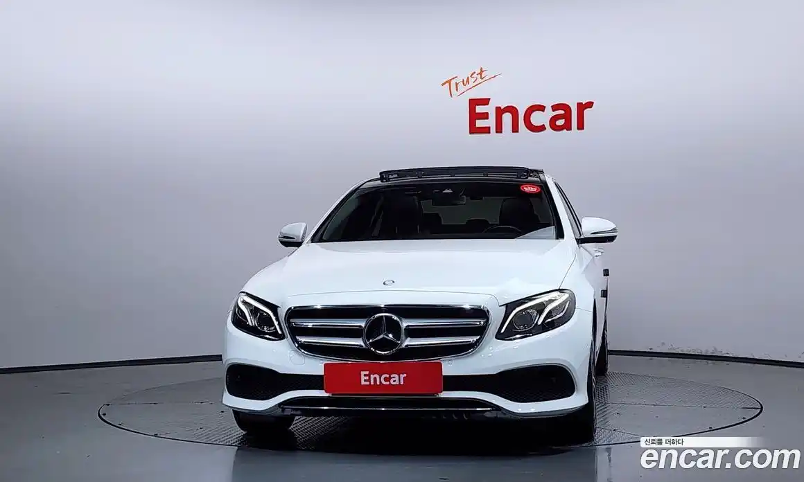 Mercedes-Benz E-Class 2016 2.0 автомат (гидро), фото 3