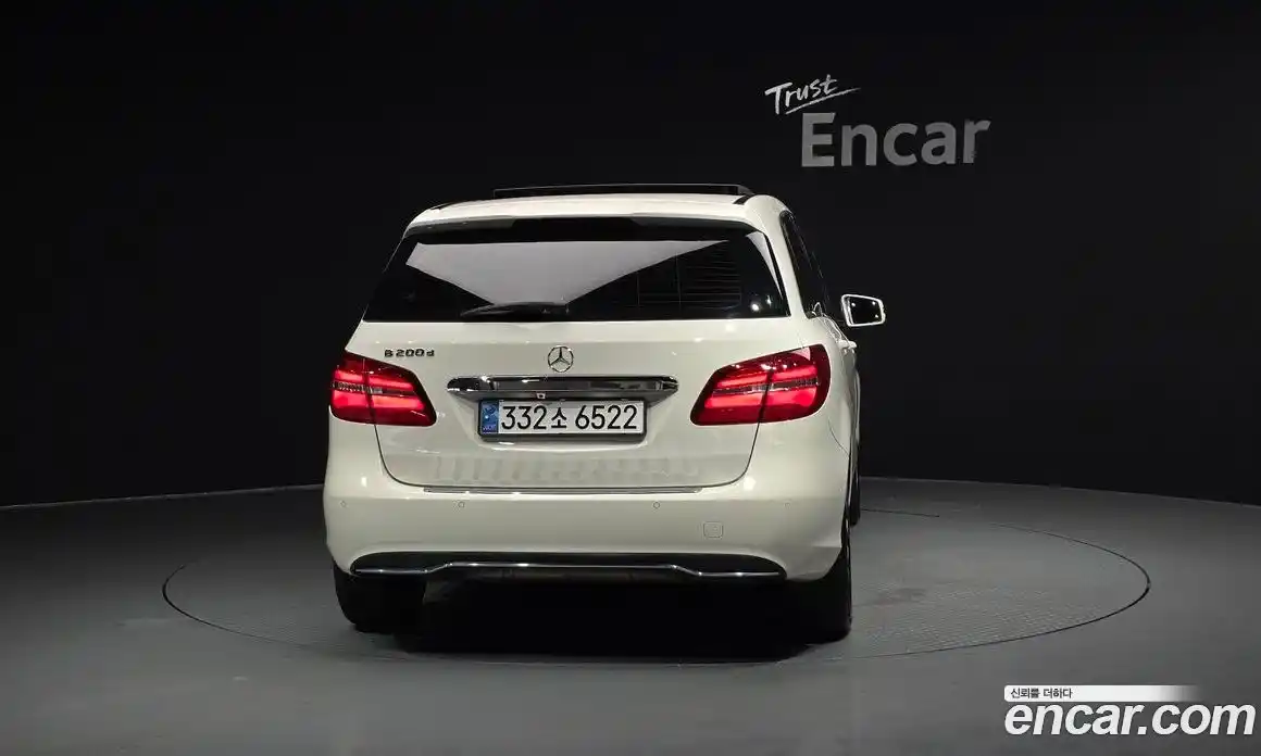 Mercedes-Benz B-Class 2016 2.1 гидро, фото 4 Mercedes-Benz B-Class 2016 2.1 гидро, фото 4