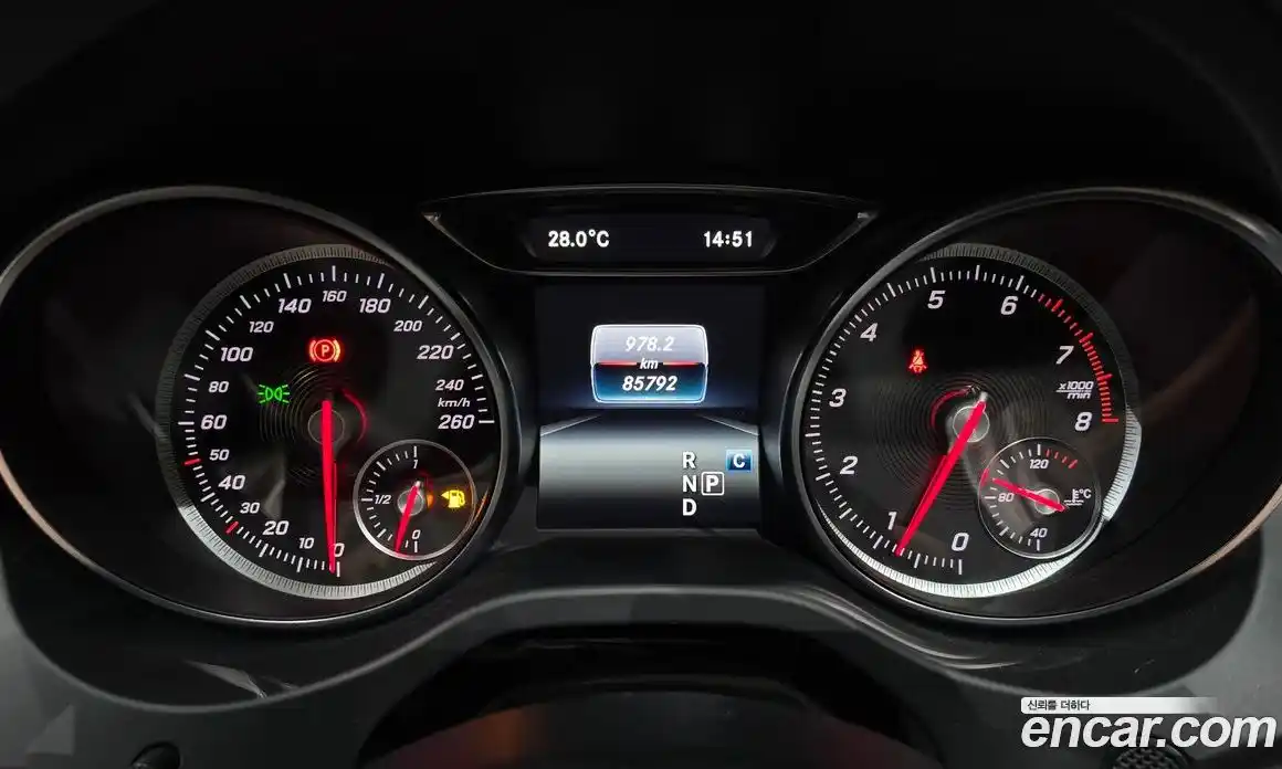 Mercedes-Benz GLA-Class 2019 2.0 гидро, фото 11