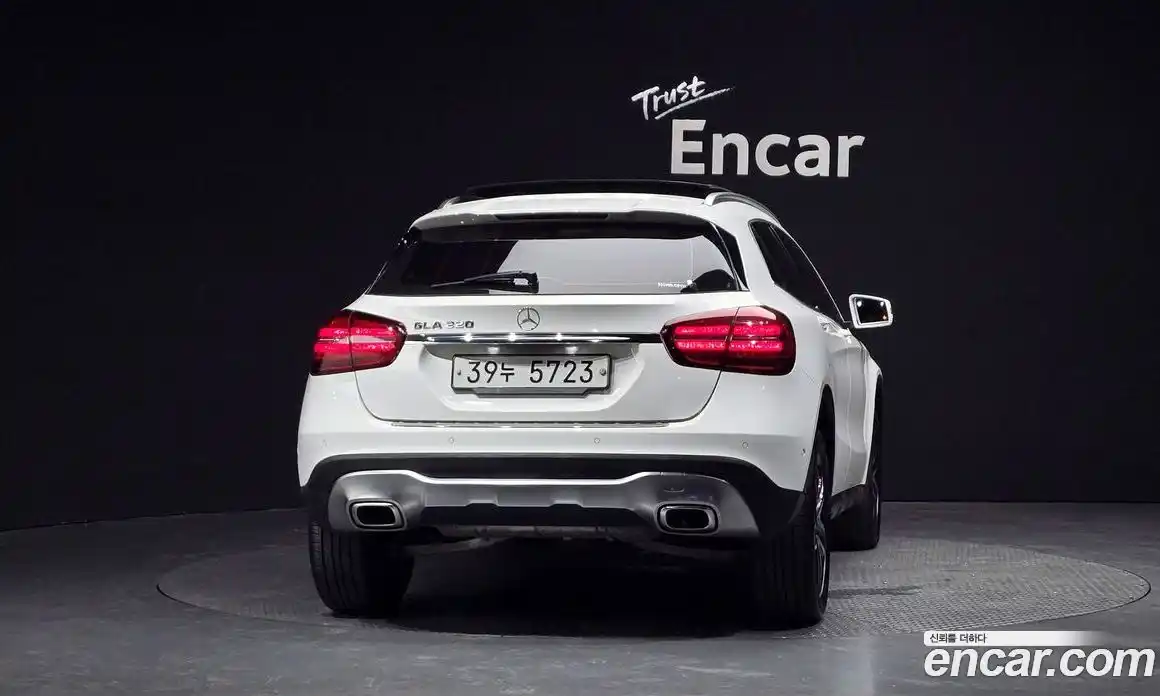 Mercedes-Benz GLA-Class 2019 2.0 гидро, фото 4