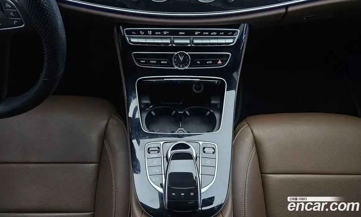 Mercedes-Benz E-Class 2017 2.0 автомат (гидро), фото 13