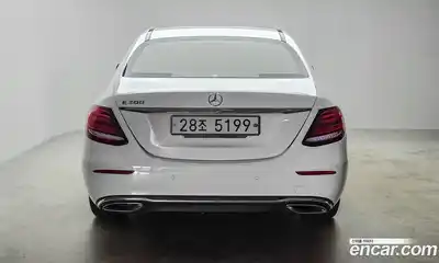 Mercedes-Benz E-Class 2017 2.0 автомат (гидро), миниатюра 4