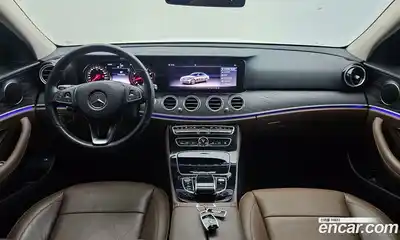 Mercedes-Benz E-Class 2017 2.0 автомат (гидро), миниатюра 7