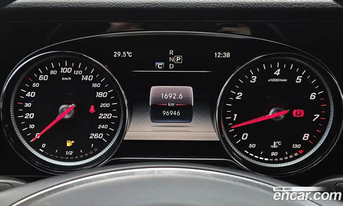 Mercedes-Benz E-Class 2017 2.0 автомат (гидро), фото 8