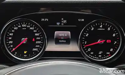 Mercedes-Benz E-Class 2017 2.0 автомат (гидро), миниатюра 8