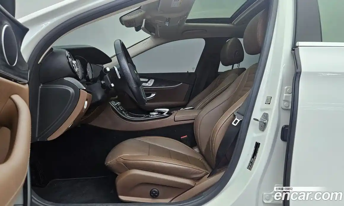 Mercedes-Benz E-Class 2017 2.0 автомат (гидро), фото 10