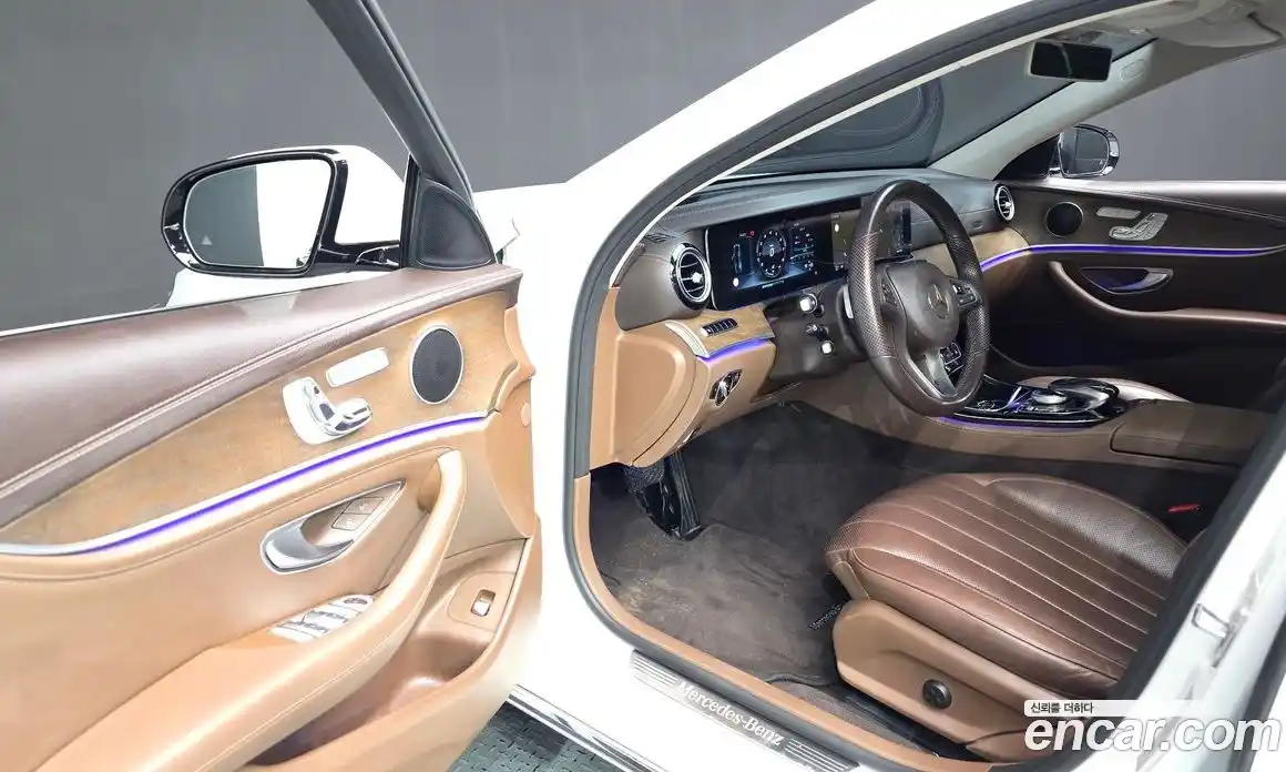 Mercedes-Benz E-Class 2017 2.0 автомат (гидро), фото 11