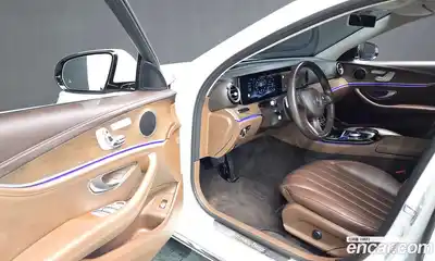 Mercedes-Benz E-Class 2017 2.0 автомат (гидро), миниатюра 11