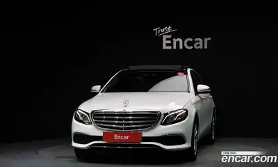 Mercedes-Benz E-Class 2017 2.0 автомат (гидро), миниатюра 3