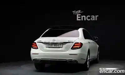 Mercedes-Benz E-Class 2017 2.0 автомат (гидро), миниатюра 4