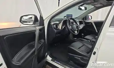 Toyota RAV4 2014 2.5 автомат (гидро), миниатюра 10 Toyota RAV4 2014 2.5 автомат (гидро), миниатюра 10