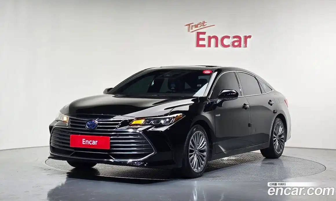 Toyota Avalon 2019 2.5 автомат (гидро), фото 1 Toyota Avalon 2019 2.5 автомат (гидро), фото 1