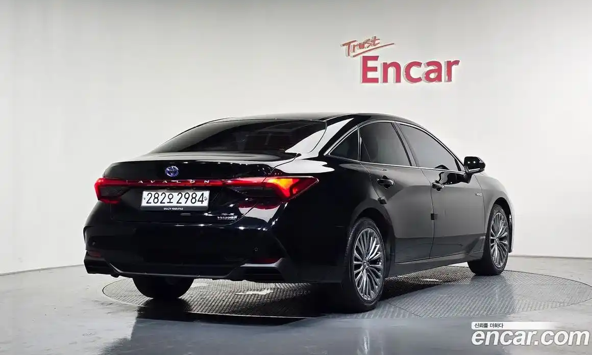 Toyota Avalon 2019 2.5 автомат (гидро), фото 2 Toyota Avalon 2019 2.5 автомат (гидро), фото 2