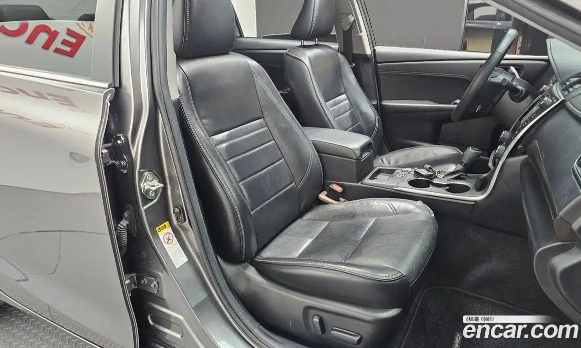 Toyota Camry 2017 2.5 автомат (гидро), фото 12 Toyota Camry 2017 2.5 автомат (гидро), фото 12
