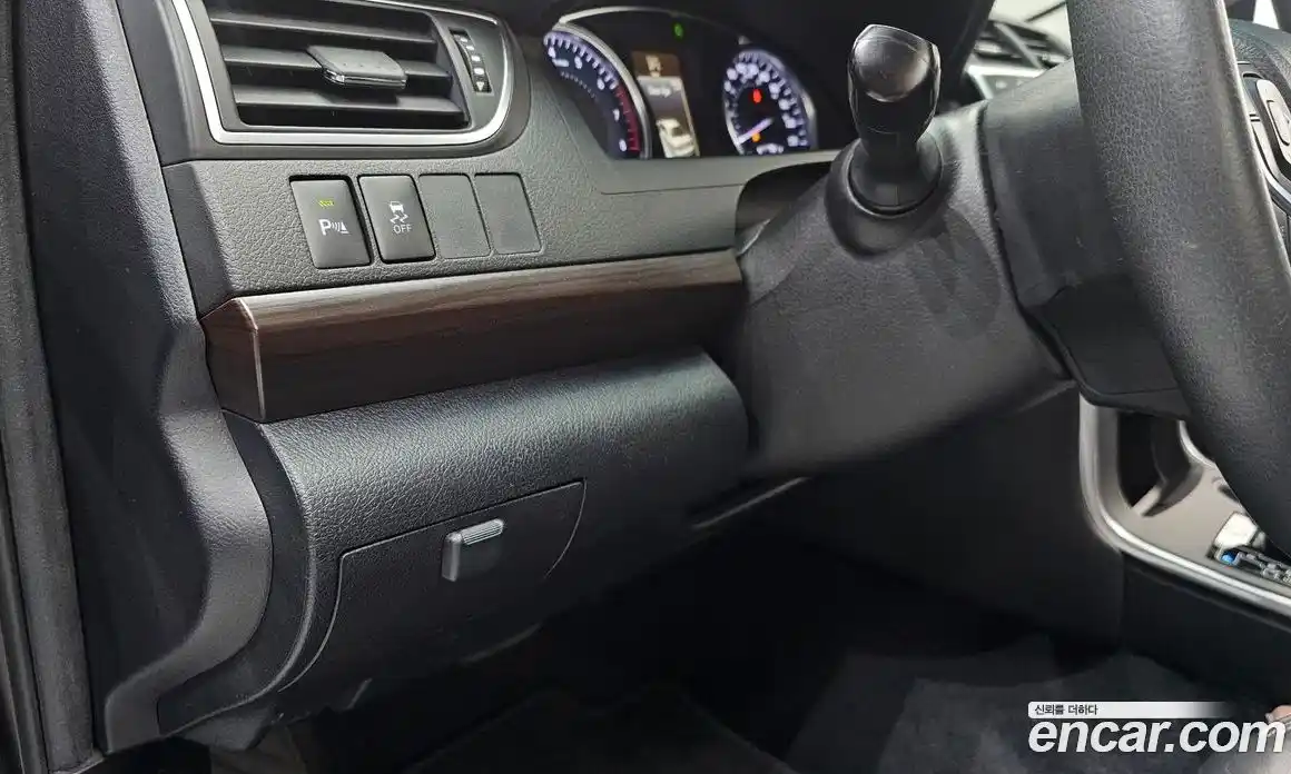 Toyota Camry 2017 2.5 автомат (гидро), фото 16 Toyota Camry 2017 2.5 автомат (гидро), фото 16