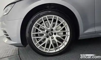 Audi A4 2018 2.0 автомат (гидро), миниатюра 5