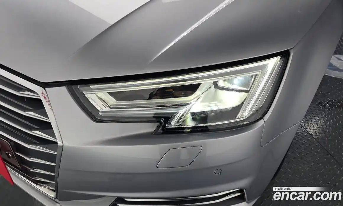 Audi A4 2018 2.0 автомат (гидро), фото 8