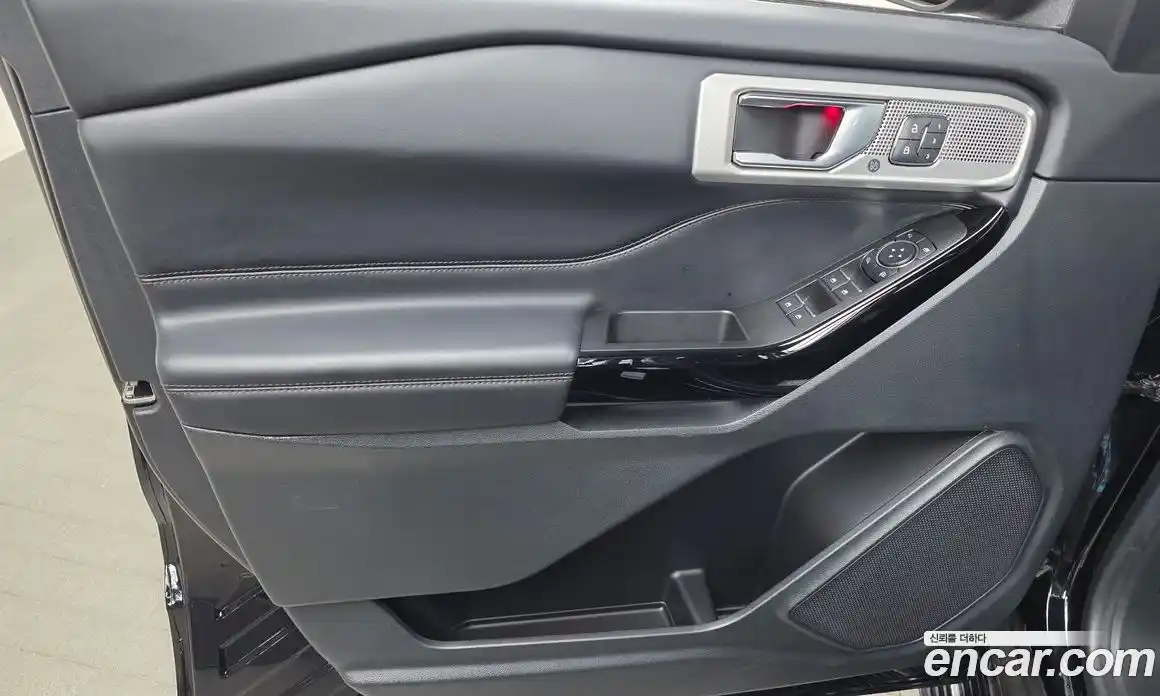 Ford Explorer 2022 3.0 автомат (гидро), фото 14
