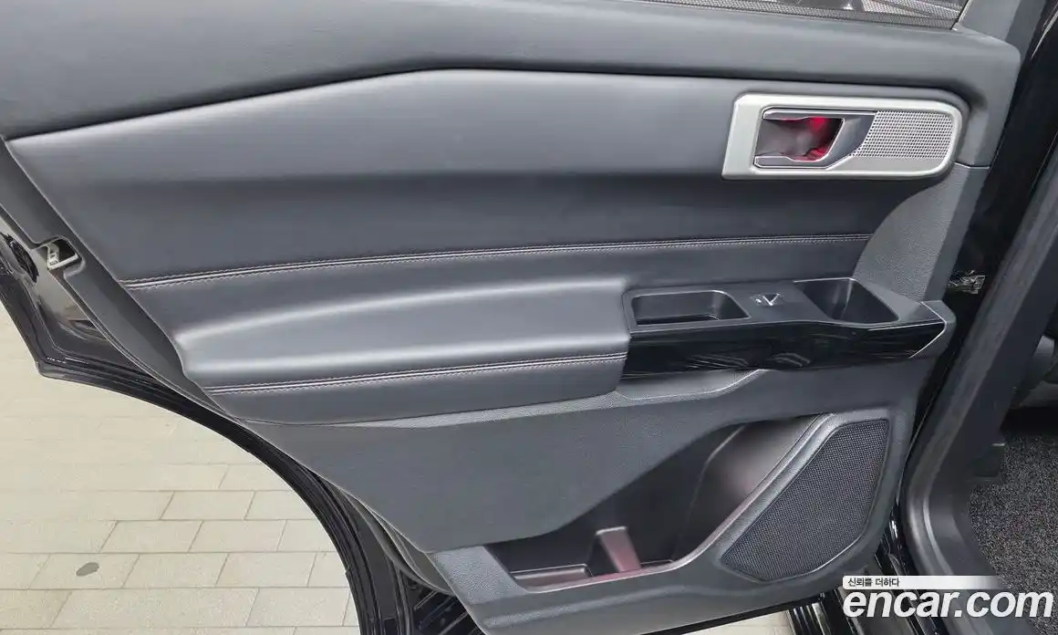 Ford Explorer 2022 3.0 автомат (гидро), фото 15