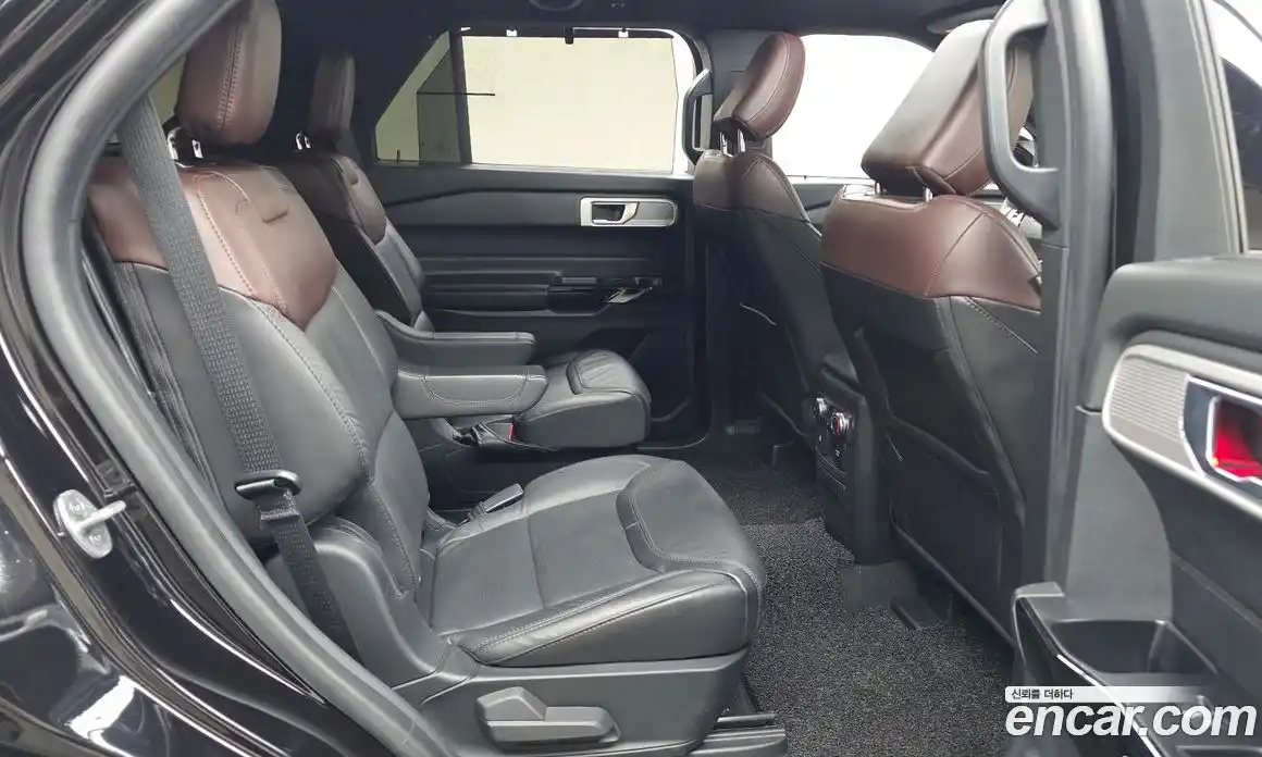 Ford Explorer 2022 3.0 автомат (гидро), фото 16
