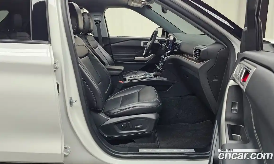 Ford Explorer 2021 2.3 автомат (гидро), фото 16