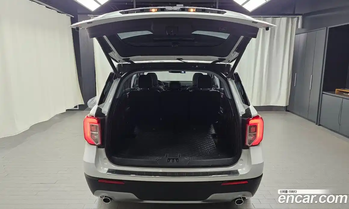 Ford Explorer 2021 2.3 автомат (гидро), фото 21