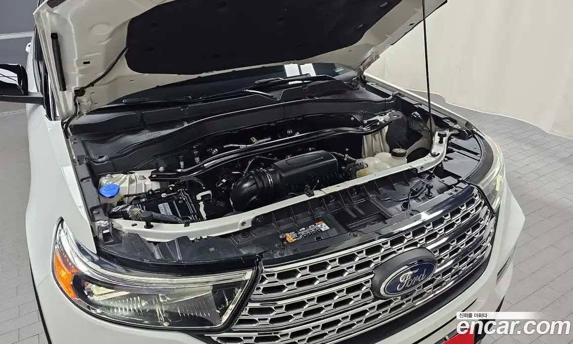 Ford Explorer 2021 2.3 автомат (гидро), фото 6