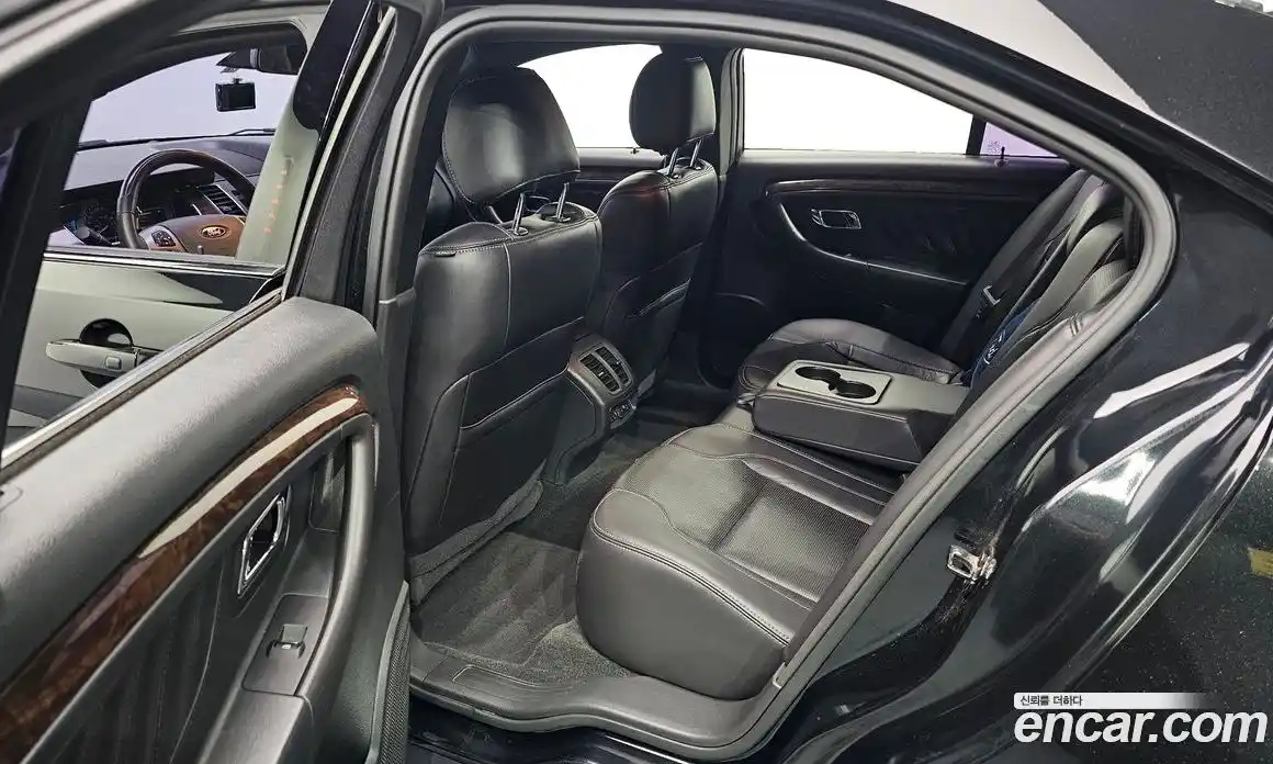 Ford Taurus 2015 2.0 автомат (гидро), фото 11