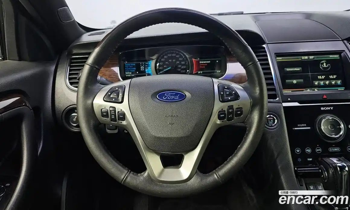 Ford Taurus 2015 2.0 автомат (гидро), фото 13