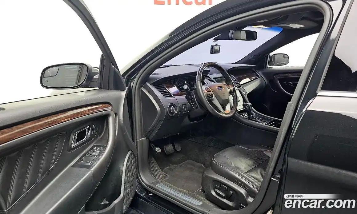 Ford Taurus 2015 2.0 автомат (гидро), фото 10