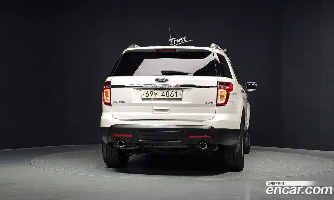 Ford Explorer 2014 3.5 автомат (гидро), фото 4
