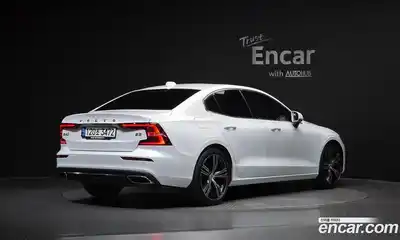 Volvo S60 2021 2.0 автомат (гидро), миниатюра 2