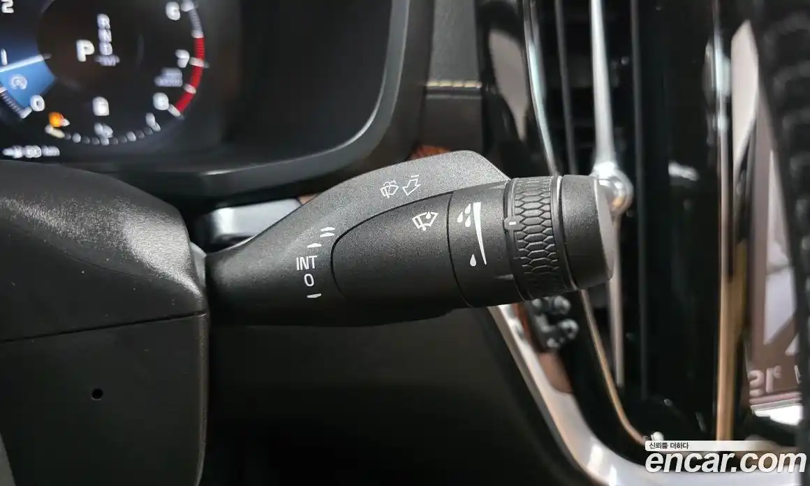 Volvo S60 2021 2.0 автомат (гидро), фото 25