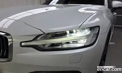 Volvo S60 2021 2.0 автомат (гидро), миниатюра 8