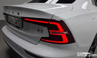 Volvo S60 2021 2.0 автомат (гидро), миниатюра 9