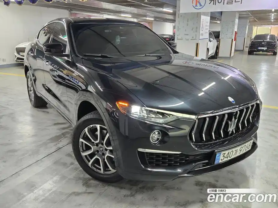 Maserati Levante 2022 2.0 автомат (гидро), фото 1 Maserati Levante 2022 2.0 автомат (гидро), фото 1