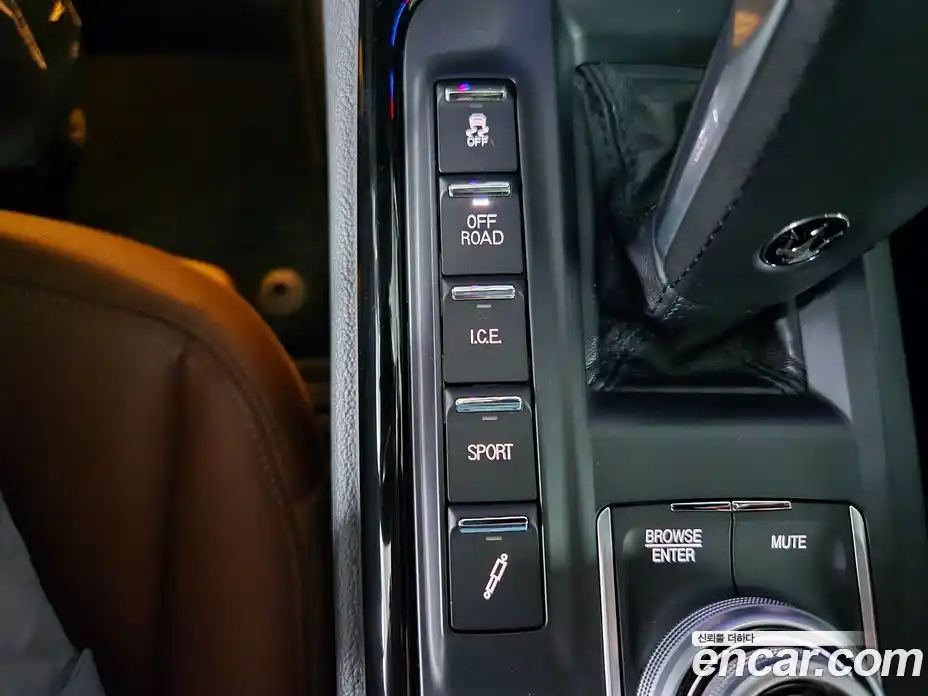 Maserati Levante 2022 2.0 автомат (гидро), фото 18 Maserati Levante 2022 2.0 автомат (гидро), фото 18