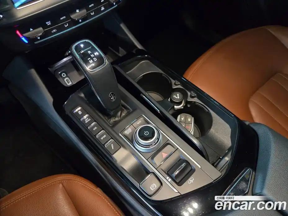 Maserati Levante 2022 2.0 автомат (гидро), фото 10 Maserati Levante 2022 2.0 автомат (гидро), фото 10