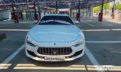 Maserati Ghibli 2018 3.0 автомат (гидро), миниатюра 1 Maserati Ghibli 2018 3.0 автомат (гидро), миниатюра 1