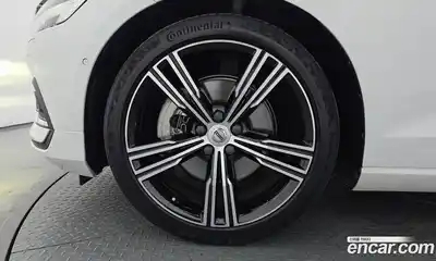 Volvo S60 2021 2.0 автомат (гидро), миниатюра 4