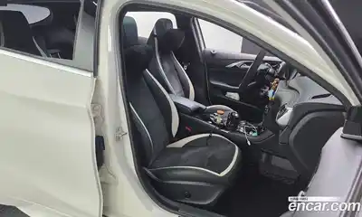 Infiniti Q30 2017 2.0 автомат (гидро), миниатюра 12