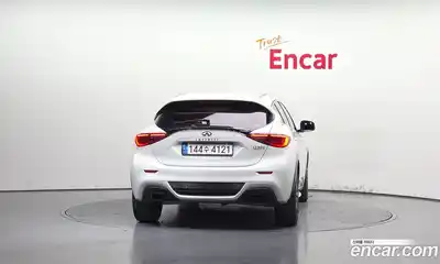 Infiniti Q30 2017 2.0 автомат (гидро), миниатюра 4 Infiniti Q30 2017 2.0 автомат (гидро), миниатюра 4