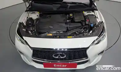 Infiniti Q30 2017 2.0 автомат (гидро), миниатюра 6 Infiniti Q30 2017 2.0 автомат (гидро), миниатюра 6